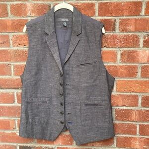 COPY - Men’s vest. Size L true to size. Only wore oncew once for a wedding.